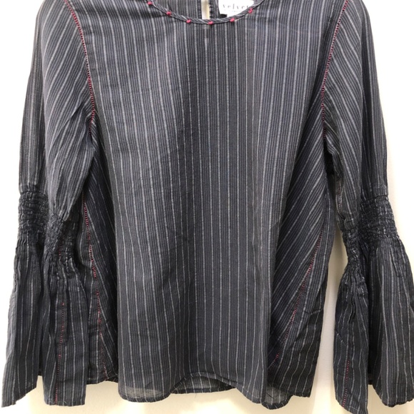 Velvet Graham & Spenser Bell Sleeve round neck striped top size large - Picture 2 of 7